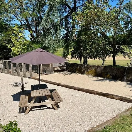 Luxe Tent Met Goed Bed, Prive Sanitair En Laadpaal *