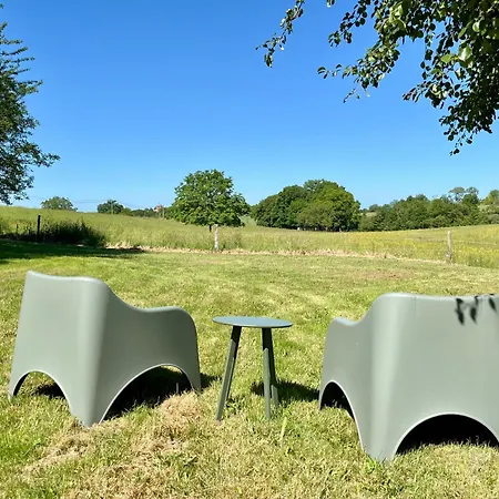 Luxe Tent Met Goed Bed, Prive Sanitair En Laadpaal Luksustelt