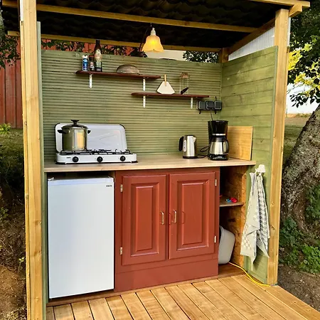 Tente de luxe Luxe Tent Met Goed Bed, Prive Sanitair En Laadpaal Saint-Sulpice-d'Excideuil